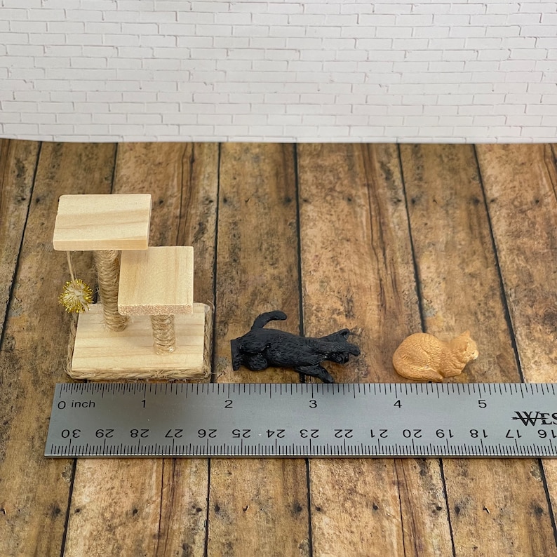 Miniature Cat Tree, Miniature Cat Tower scratching post, Halloween Cat, Dollhouse Miniatures, Fairy Garden Accessories, Cat Lover Gift bild 3