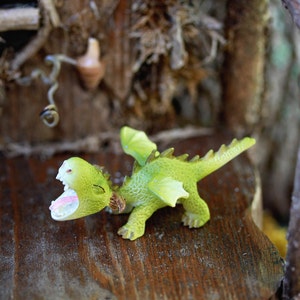 Fairy Garden Dragon roaring Miniature accessories, terrarium supplies, miniature garden accessory cake topper fairy tale garden enchanted