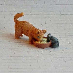 Miniature Cat Mouse drinking milk, fairy garden accessories, dollhouse miniatures, miniature mouse, farmyard miniatures, terrarium miniature