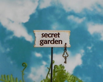 Fairy Garden Miniatures Sign, Secret Garden, with key, fairy garden accessories, terrarium supplies