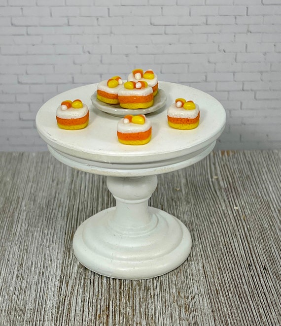 Miniature Cookies Dessert Tray Ornament Dollhouse Supply Fairy Garden Accessory Miniature Cookies Dessert Tray Ornament Dollhouse Supply Fairy Garden Accessory