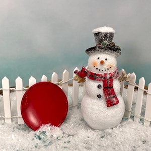 Miniature Snowman, Mini Round Sled, Miniatures for dollhouse porch, Fairy Garden Accessories, Christmas Miniatures Figurine for Tiered Tray