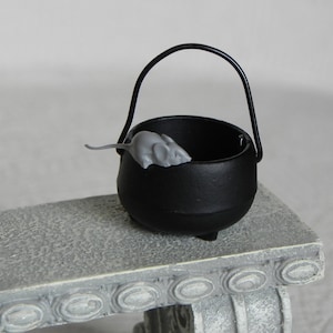 Miniature Cauldron, Halloween, kettle, tiny mouse, fairy garden miniatures, fairy garden accessories