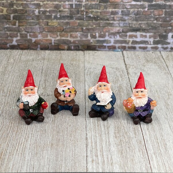 Miniature Gnome, Fairy Garden Accessories, Terrarium Mini Craft Supplies, dollhouse  mini figurine apple, accessory mushroom book writer