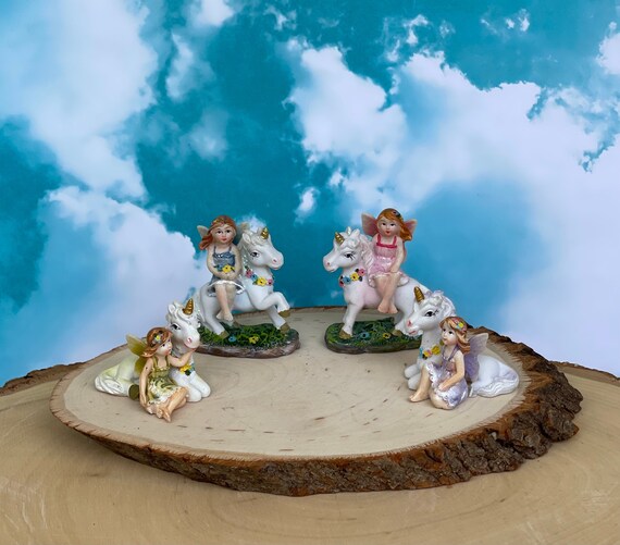 Girl Magical Unicorn Figurine Fairy Garden Accessory Miniature Dollhouse Supply Girl Magical Unicorn Figurine Fairy Garden Accessory Miniature Dollhouse Supply