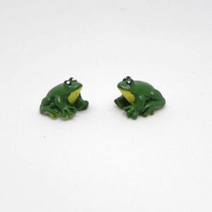 Fairy Garden micro mini frog toad, tiny miniature garden accessory, pond accessories, terrarium supplies