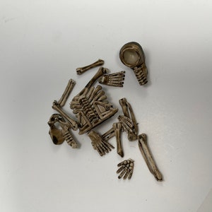 Miniature Skeleton Bones, Miniature Shovel, Mini Pile of Bones Plastic ...