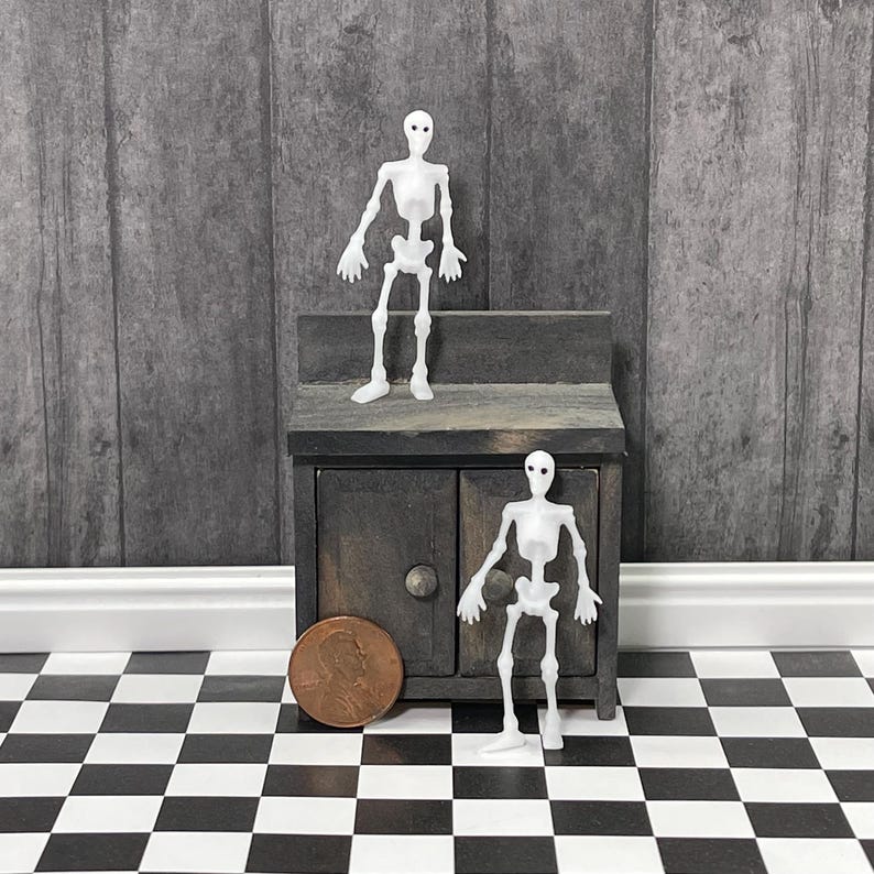 Miniature Skeleton Tiny Dollhouse Accessory Haunted House Tiny Figure ...