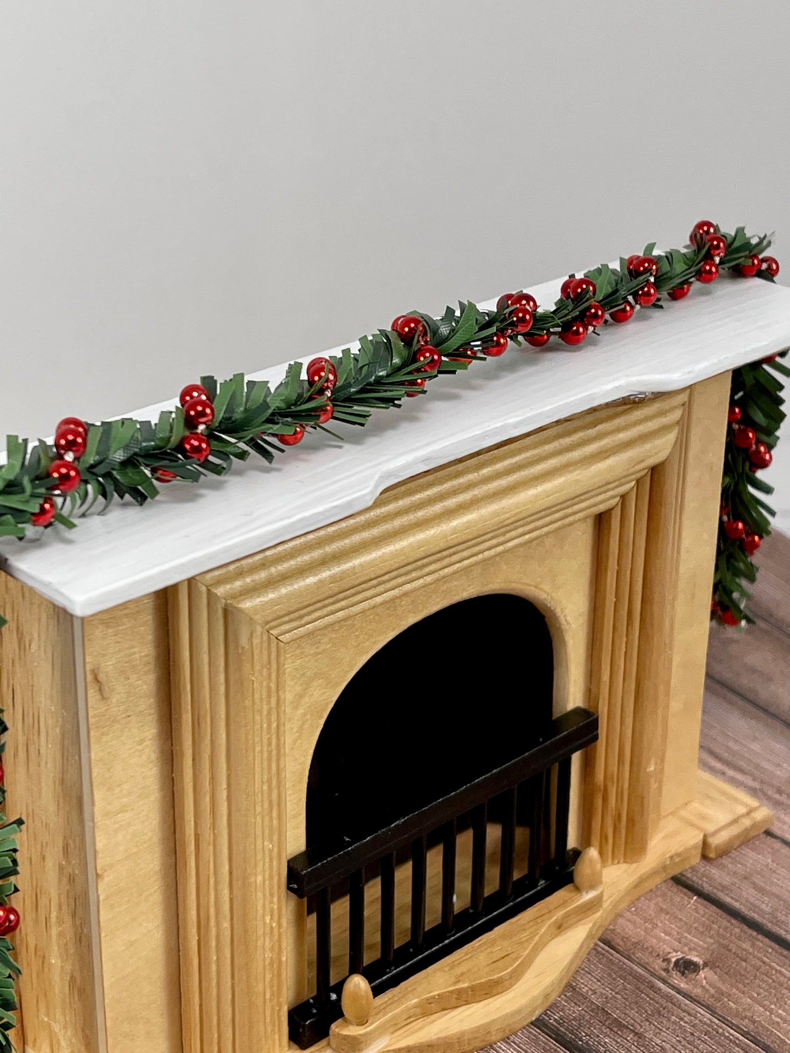 Miniature Christmas Garland Artificial Pine Wired, Roping Bead Garland ...