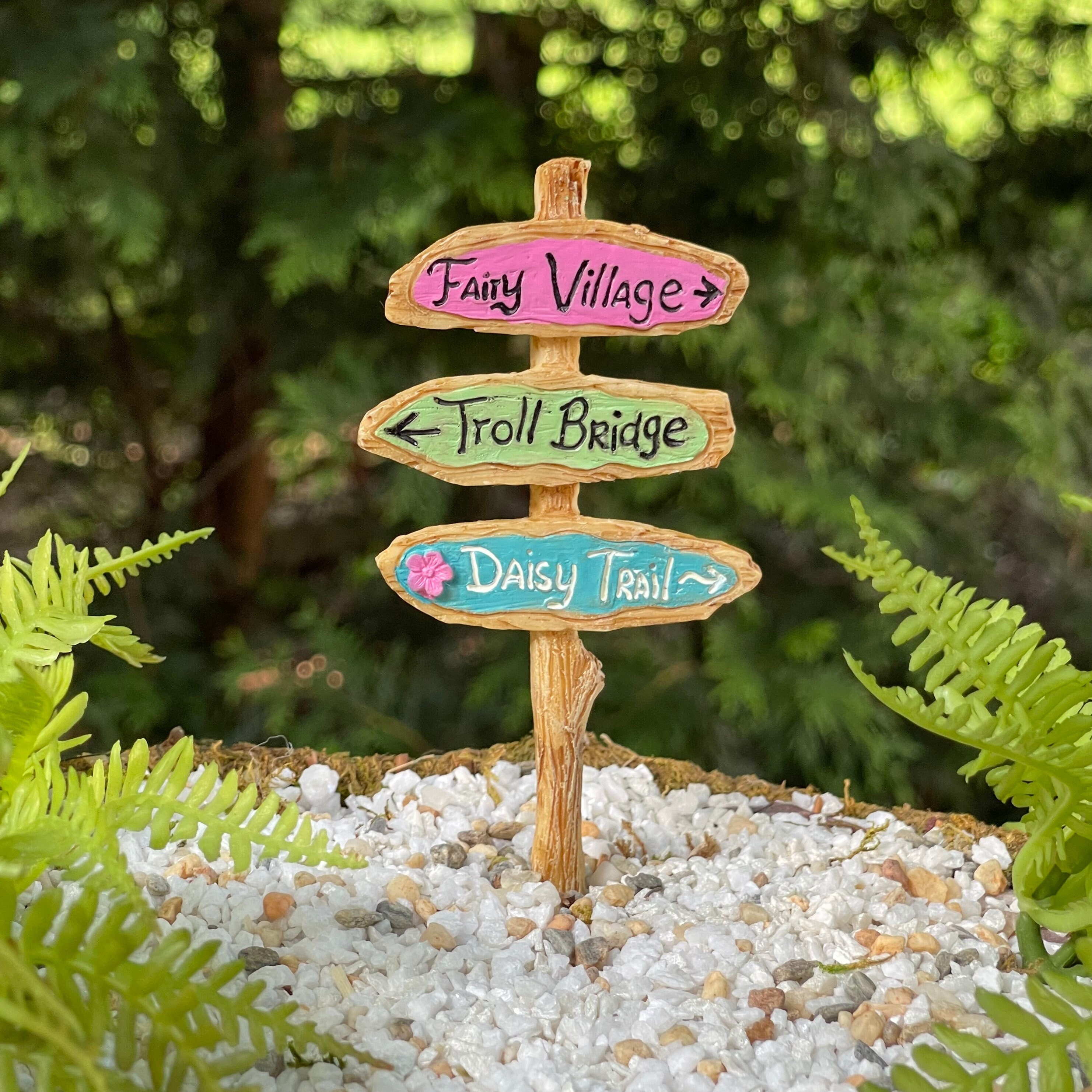 Miniature Sign Post, Fairy Village Troll Bridge Daisy Trail, Fairy Garden Accessory, Sign for fairy garden, terrarium sign, whimsical sign