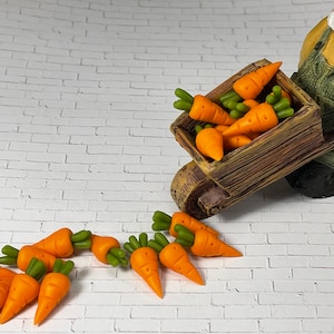 Miniature Carrot, Easter Miniatures, Polymer Clay Carrots, Dollhouse Miniatures, Vegetable, Dollhouse Food, Fairy Garden Accessories, minis