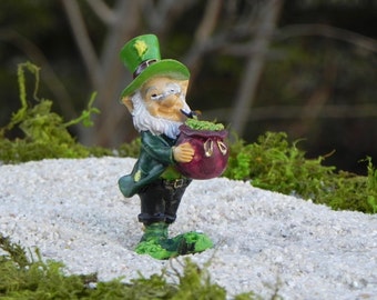 Miniature leprechaun for fairy garden, miniature garden or terrarium, St. Patrick's day garden miniature, resin figurine