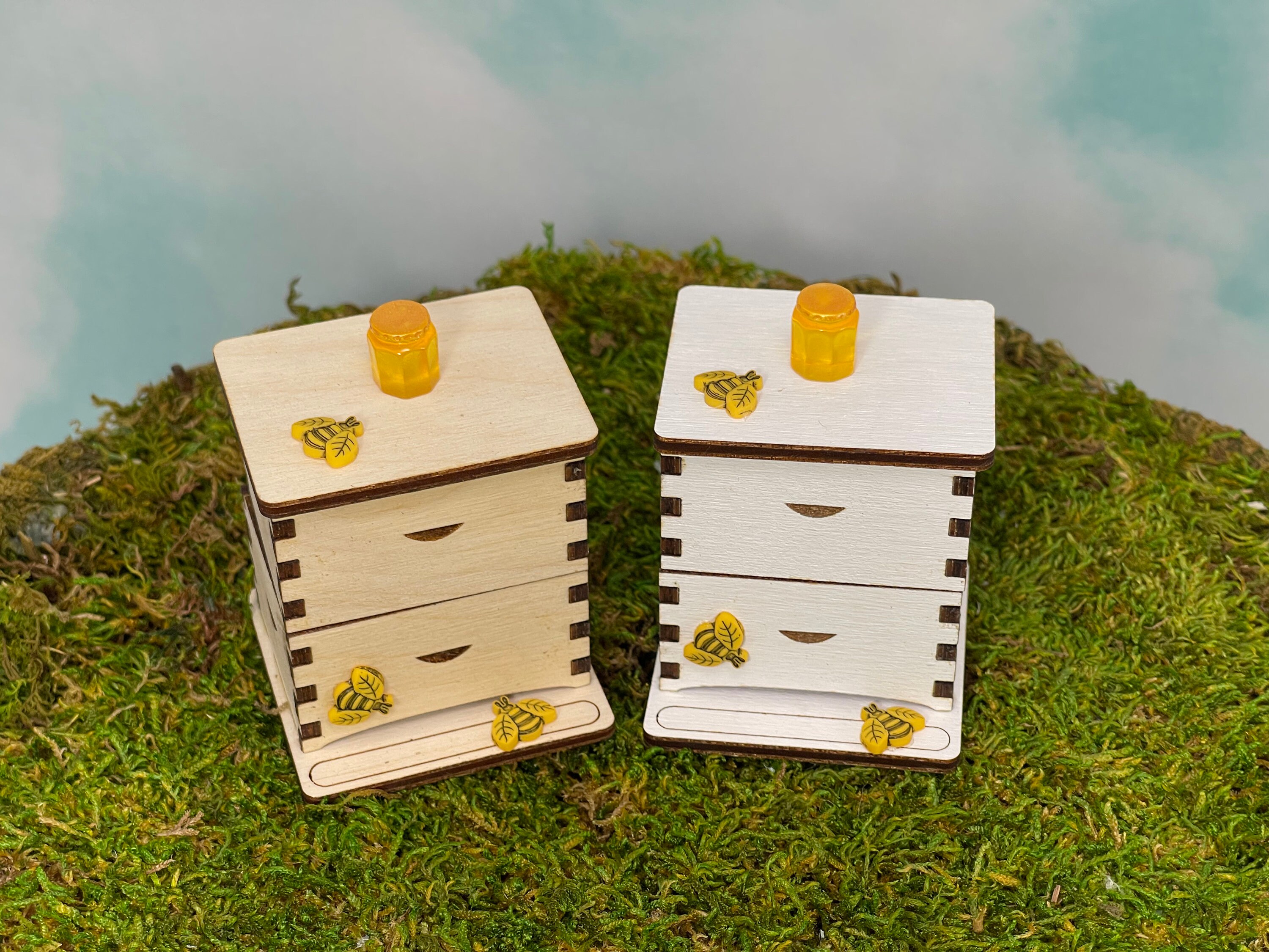 ONE Miniature Bee Hive, Miniature Beehive, Miniature Honey Jar, Bee ...