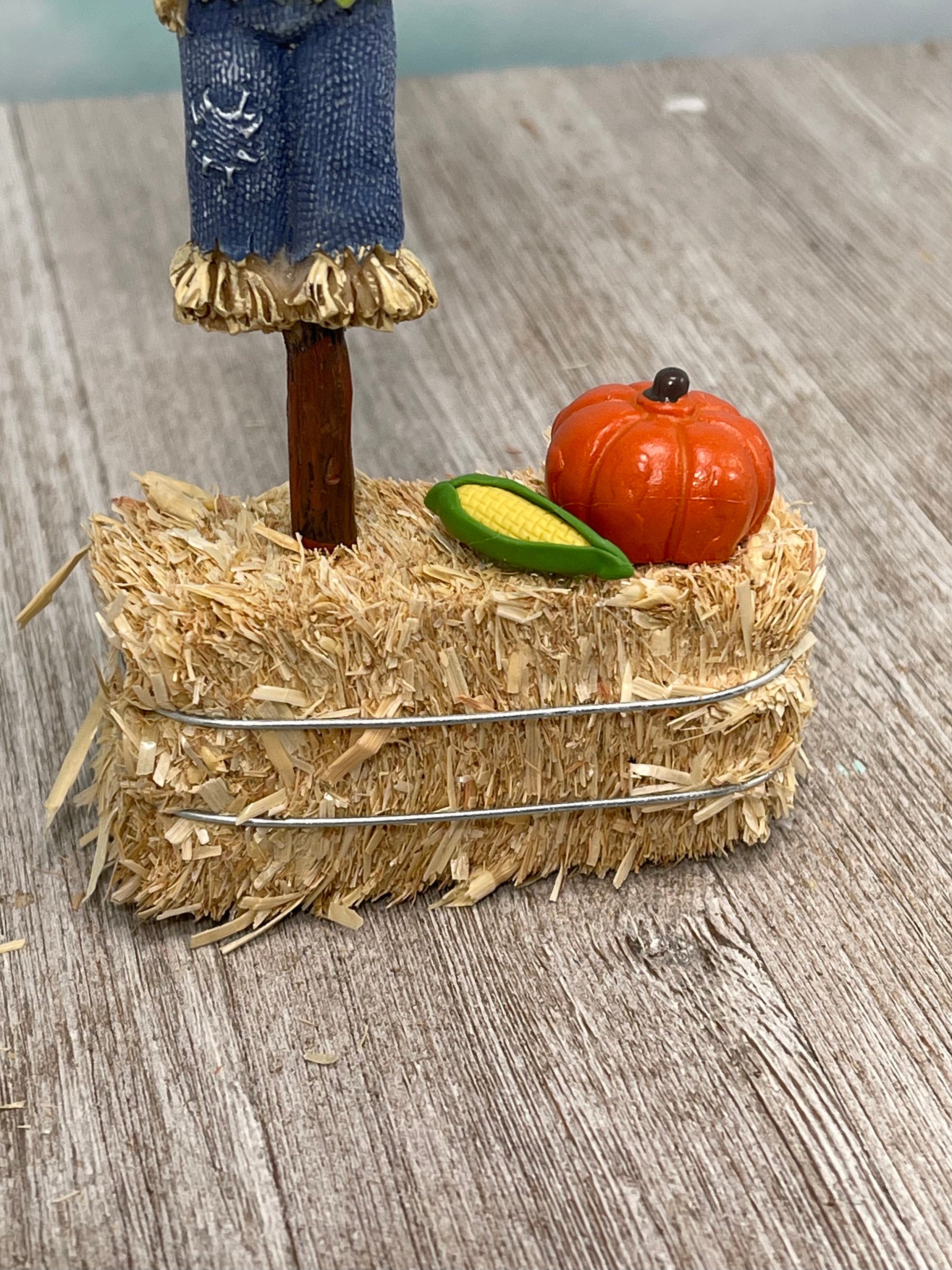 Harvest Hay Bale, Mini Thanksgiving Haybale With Pumpkin and Corn, Fall  Tiered Tray Decor, Harvest Straw Bale, Fall Farmhouse Decor 