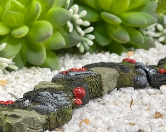 Miniature Mushroom Fairy Garden Path, Resin Woodland Accessories