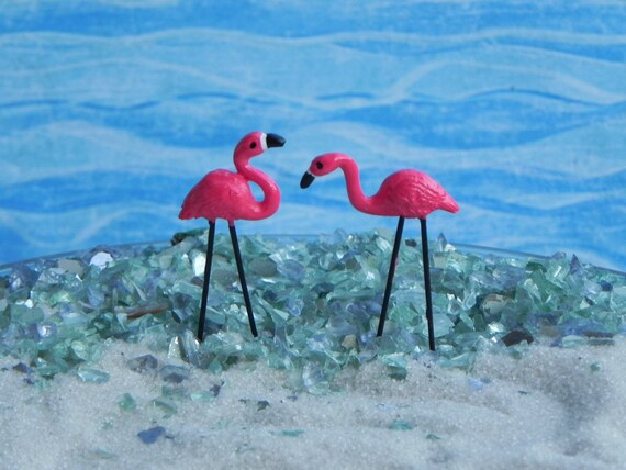 200 Pcs Mini Pink Flamingo Figurines - Tiny Resin Ducks For DIY Crafts, Fairy Gardens & Cake Decor