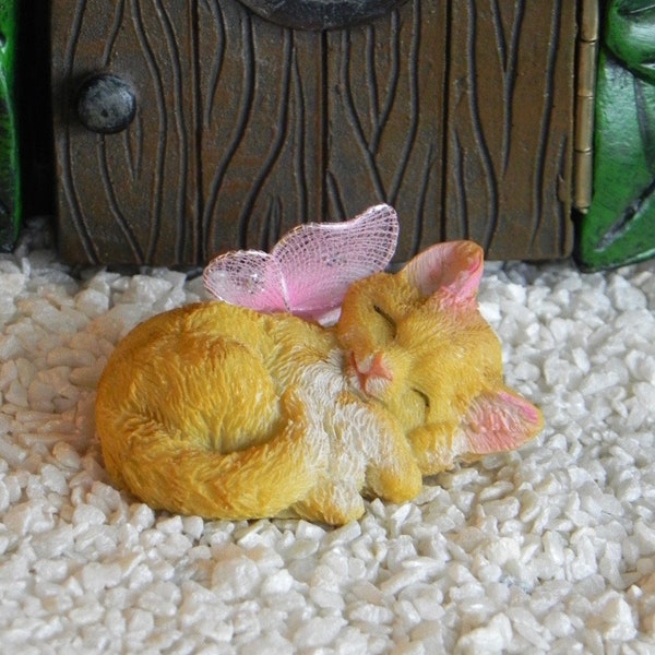 Miniature  Fairy Cat Sleeping with butterfly wings, Fairy garden accessories, accessory, mini garden supplies, kitty cat fairy pet angel