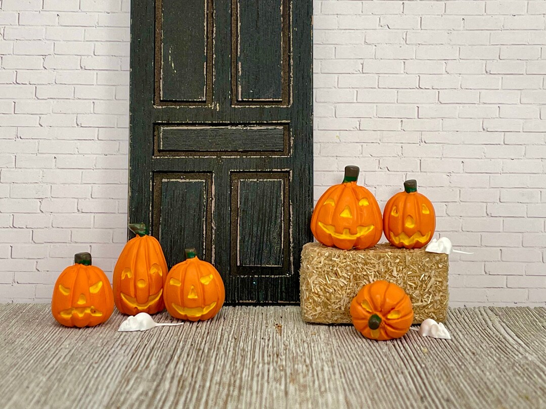 Miniature Jack O Lanterns, Miniature Pumpkins, Halloween Dollhouse ...