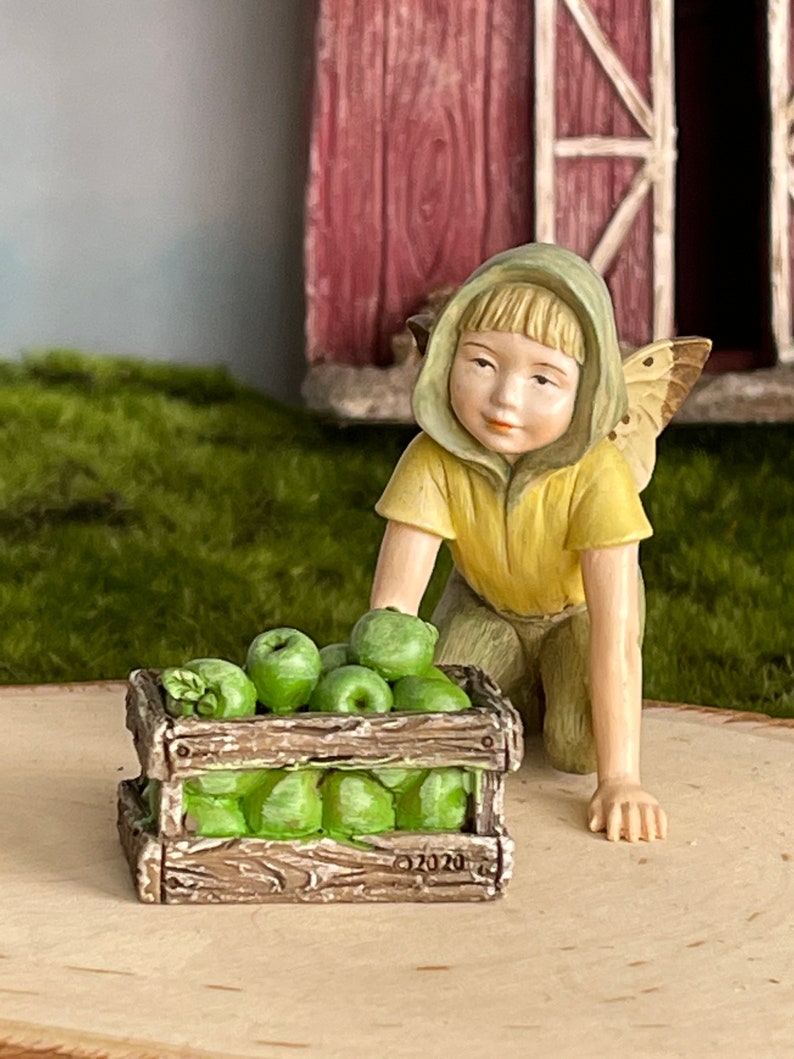 Fairy Garden Accessories, Apple Crate, Miniature Sign, Fairy Garden Miniatures, Dollhouse Miniatures, Miniature Apples, Terrarium Supplies image 4