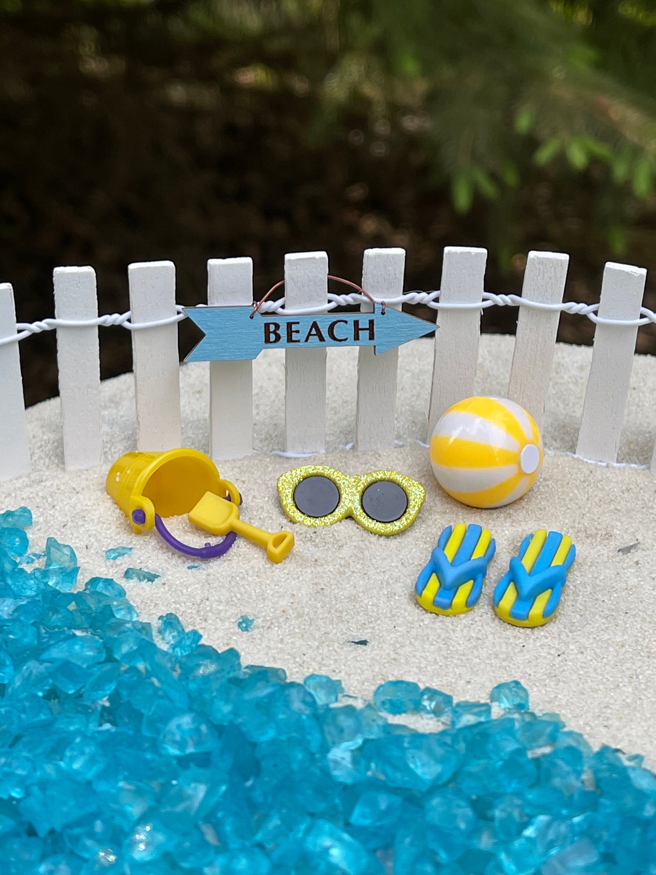 Beach Garden Miniatures, fairy garden accessories, beach bucket, flip…