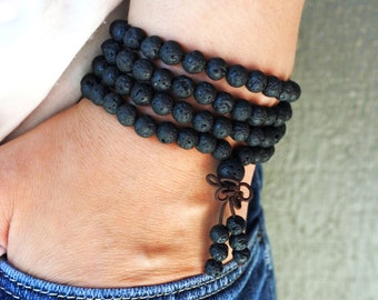 xoxo nameplate chain