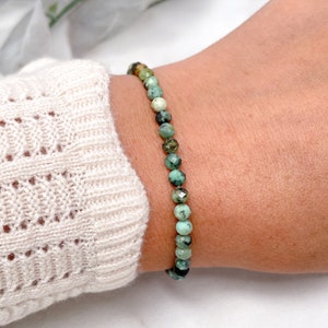 Pulseira de contas de turquesa africana: joias minimalistas estilo boho para combinar