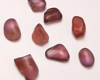 SPINEL ROUGH.  Beautiful mainly PINK to Red hue crystals from Luc Yen Vietnam. 100% Unheated & untreated 11.00 carats. Many will cut gems