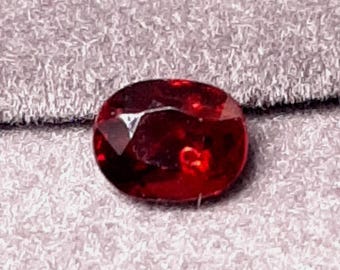 RED SPINEL - 1.11 cts - VS clarity gemstone from Sri Lanka