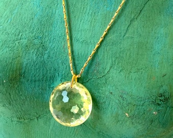 Rare Diane Von Fürstenberg Faceted Lucite Crystal Round Orb on Golden color chain necklace