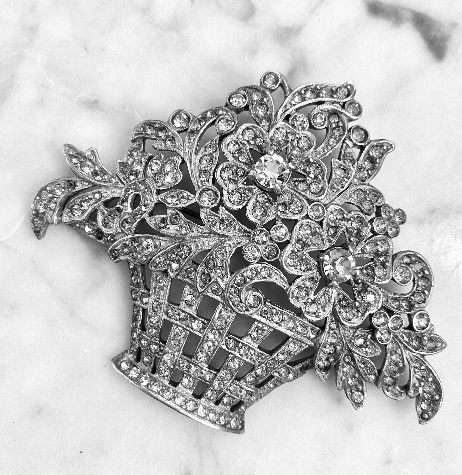 Flower Logo Brooch(Black) – Bad Binch TONGTONG