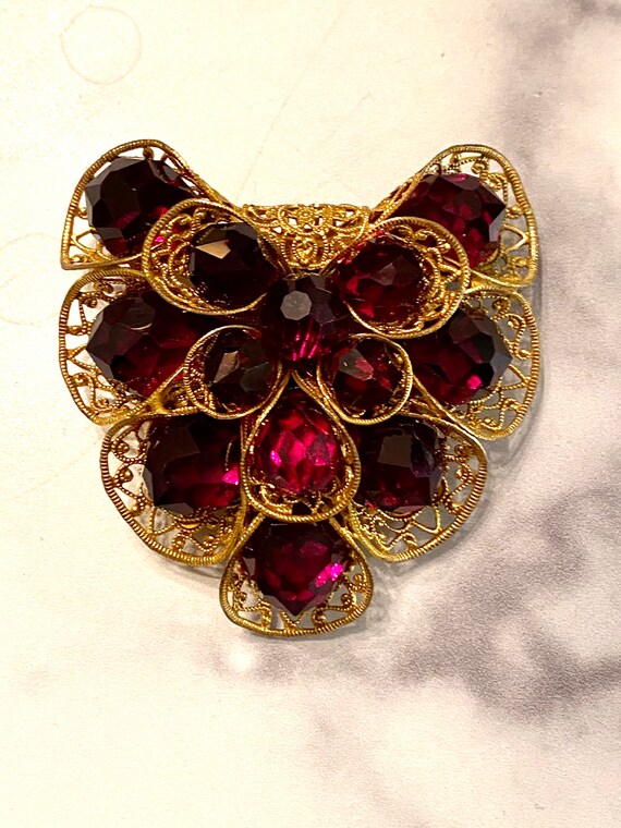 Czechoslovakia signed  Ruby Faceted Bead Dress Cl… - image 2