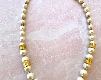 Vintage Diane Von Fürstenberg Statement Pearl Necklace