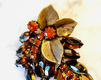 Juliana Style Brooch Pin with leaves,  Perfect Fall Jewelry