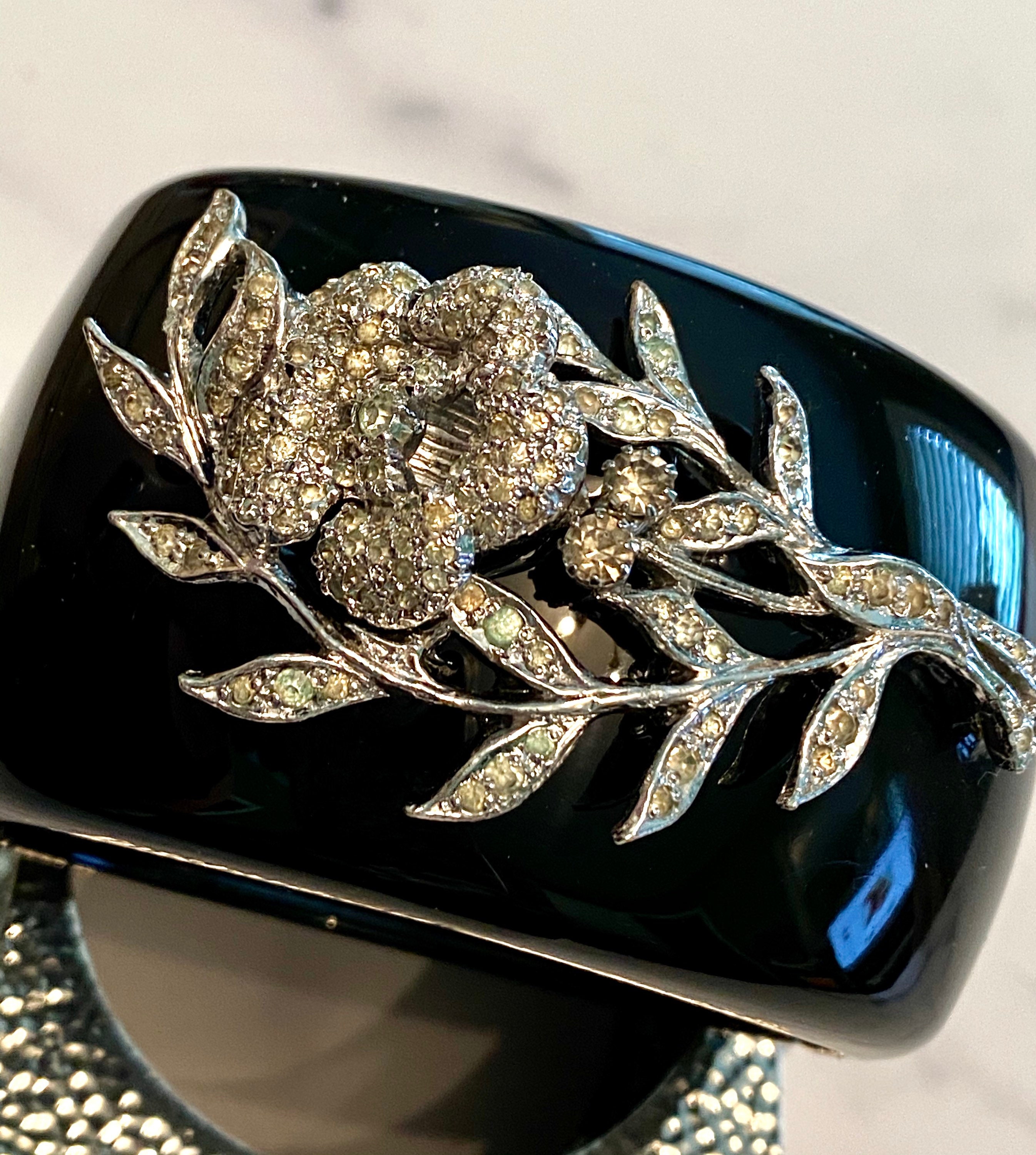 Boucher bracelet shop