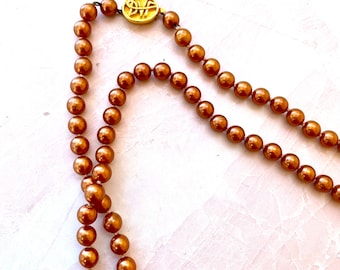 Vintage Rare Diane Von Fürstenberg Iconic Logo clasp Copper Brown Tahitian style Pearl Necklace