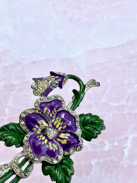 Unsigned Beautiful Enamel Pansy Brooch View 4