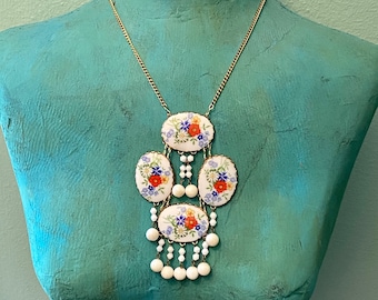 Vintage Chinoiserie Porcelain Flower Dangle necklace Grandmillenial style