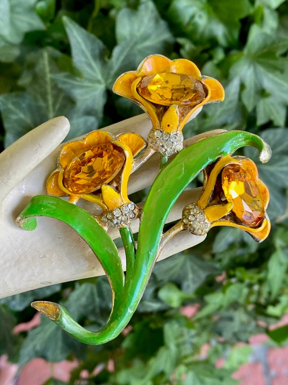 Unsigned Beautiful Enamel Flower Brooch 1930's po… - image 2