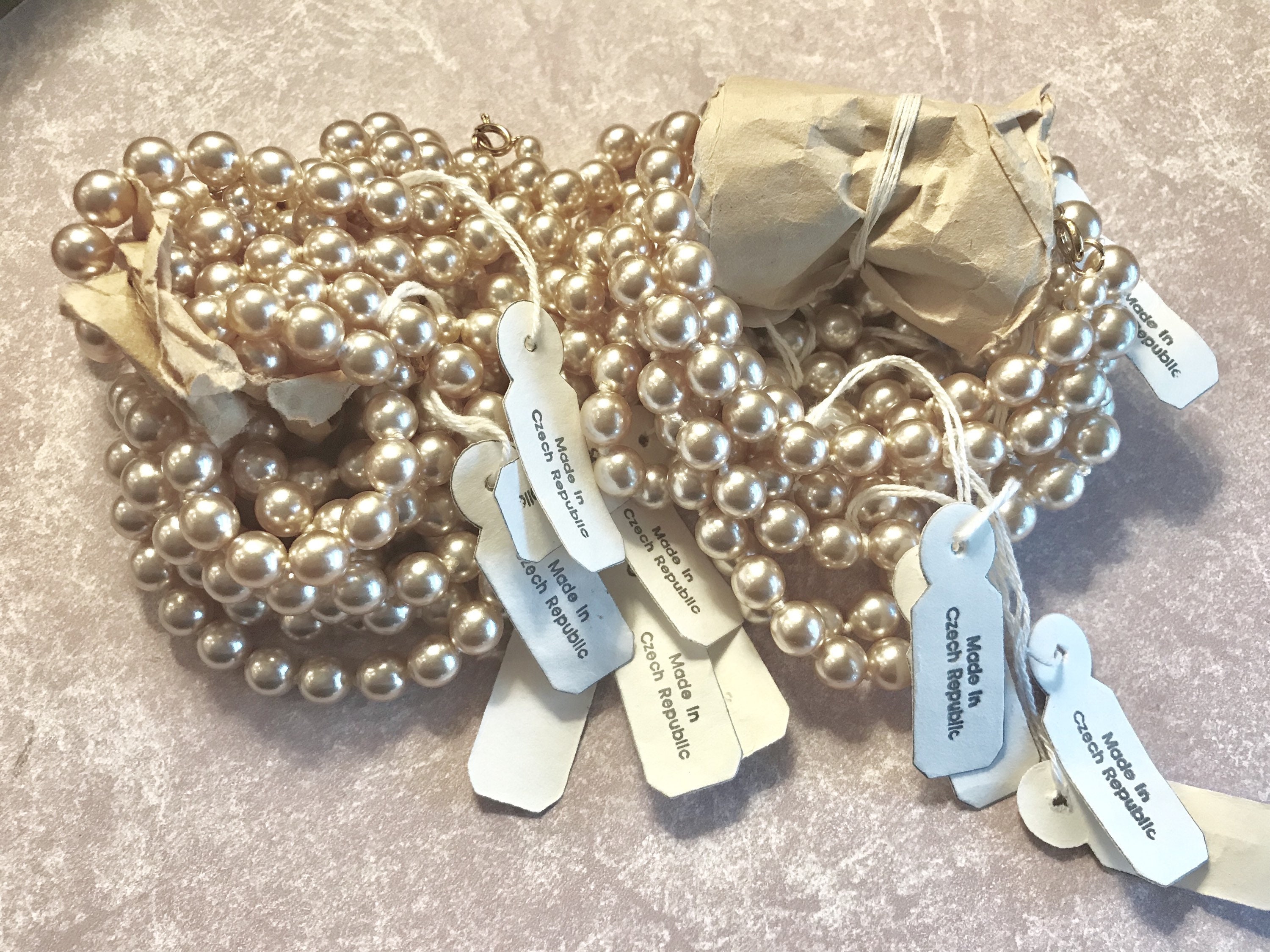 Vintage pearl deals bracelets