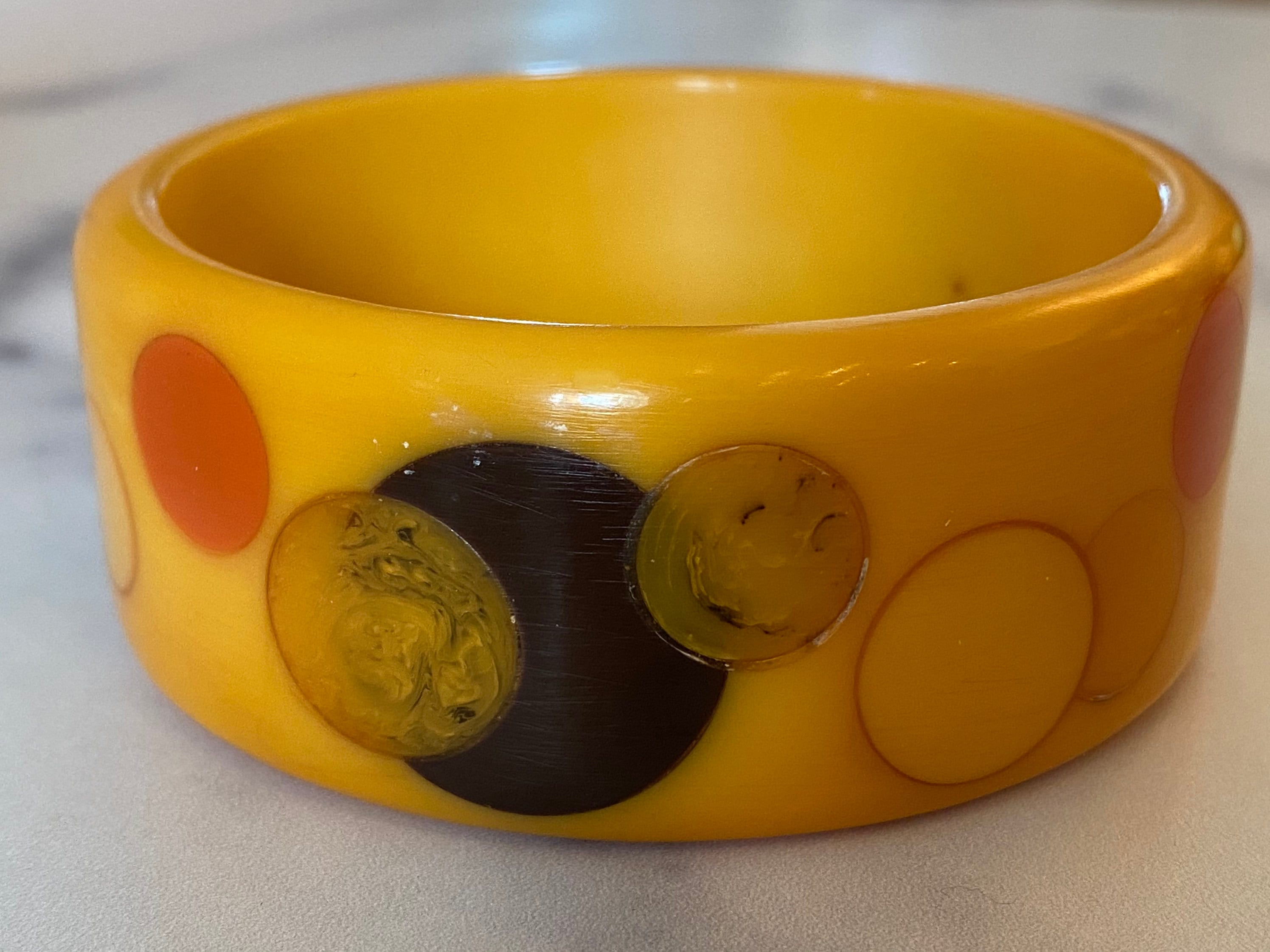 Buy Vintage Butterscotch Yellow Carved Leaves Bakelite Bangle Bracelet  Online in India - Etsy