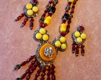 Moans Bakelite Couture Handmade Necklace and Earrings