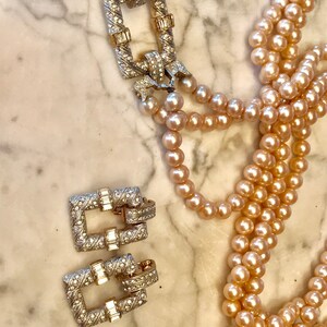 Amazing Unsigned Les Bernard Vintage Diamante and Pearl Necklace and Earrings Fine Jewelry Look bild 2
