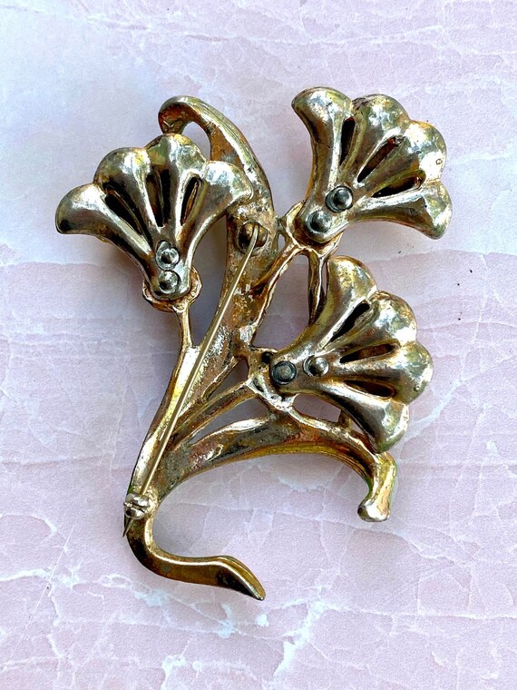 Unsigned Beautiful Enamel Flower Brooch 1930's po… - image 3