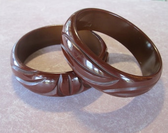 Carved Vintage Bakelite Bracelet Set