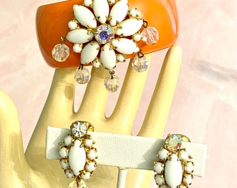 Diamonds and Rust Original Design Bracelets featuring Gorgeous Milk Glass Juliana centerpiece and Matching dangle earrings