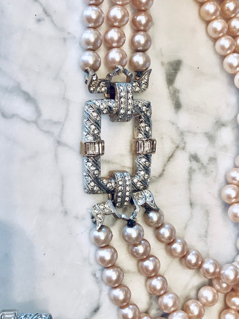 Amazing Unsigned Les Bernard Vintage Diamante and Pearl Necklace and Earrings Fine Jewelry Look bild 4