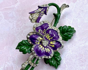 Unsigned Beautiful Enamel Pansy Brooch