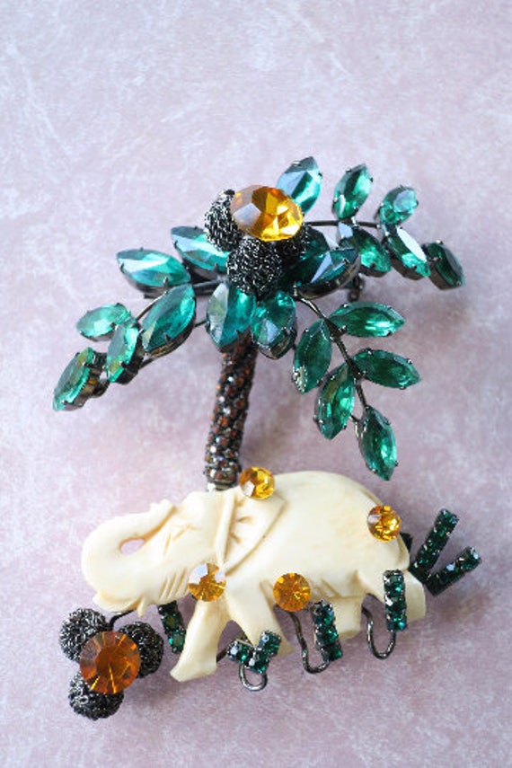 Lawrence Vrba Amazing Elephant Brooch