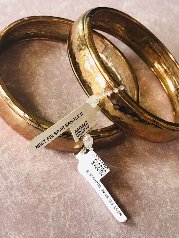elements by NEST Hammered Bronze Feldspar Bangle … - image 2