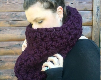 Chunky Purple Cowl, Oversized Knit Scarf, Winter Scarf, Crochet Scarf, Purple Chunky Scarf, Large Scarf, Chunky Knit Scarf